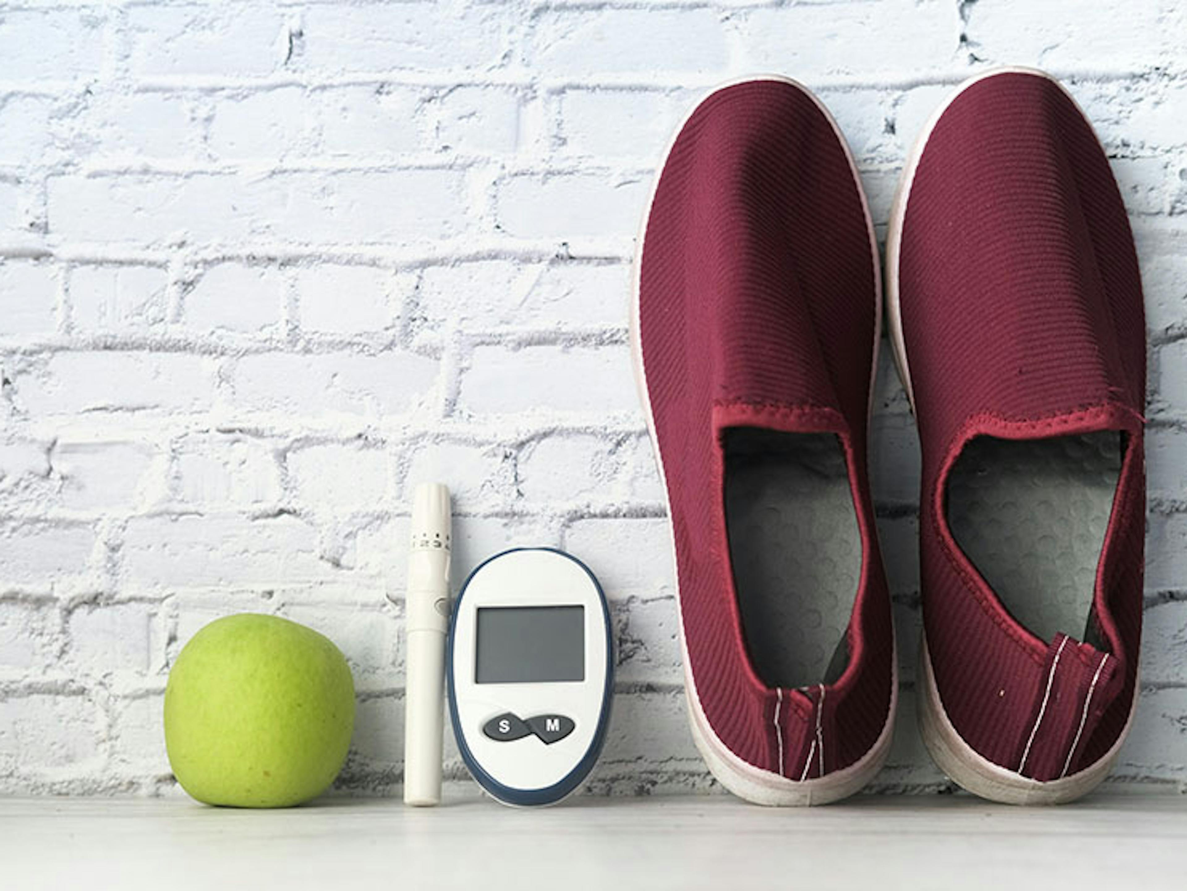 Medicare diabetic sale shoes requirements